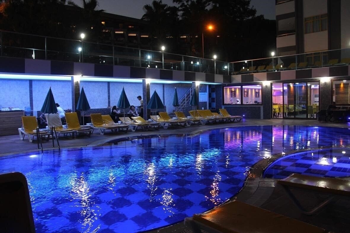 Апартаменты Vella Beach Hotel 3*